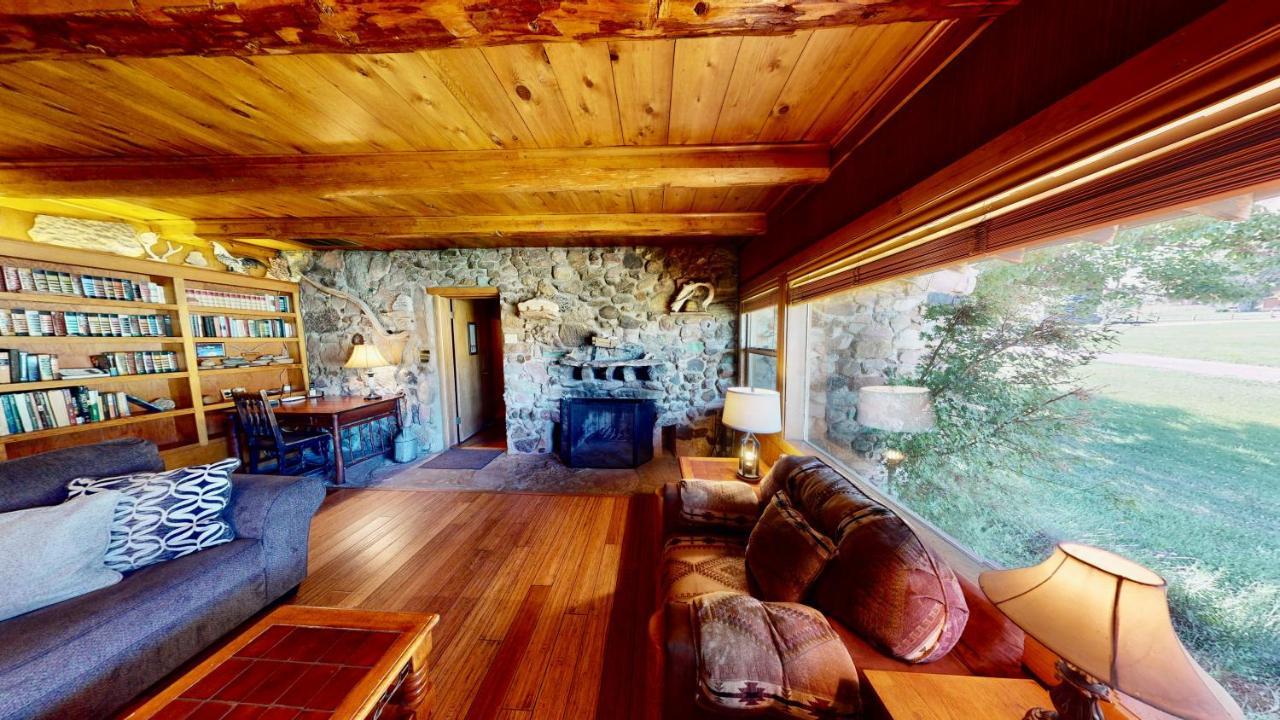 Pack Creek ~ Ranch House Villa Moab Exterior photo